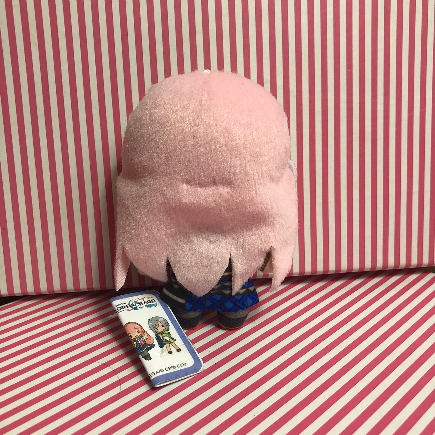 Nui Keychain Megurine Luka LeoNeed Ver. Fuwa Project Sekai Colorful Stage! ft. Hatsune Miku Plush