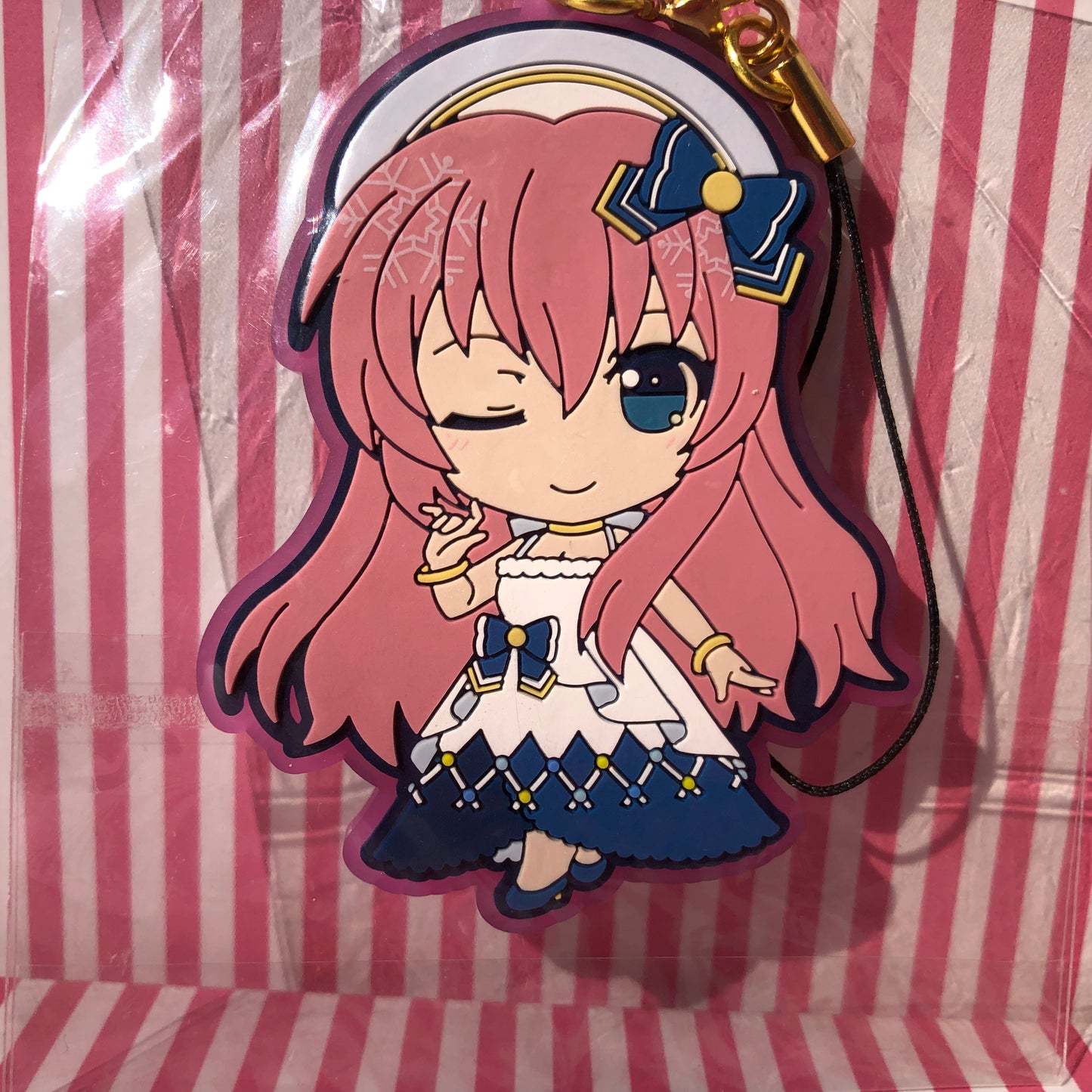 Vocaloid Megurine Luka Keychain - Hatsune Miku Snow Miku 2021