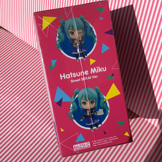 Nendoroid 2089 Project Sekai ft. Hatsune Miku: Street Ver. Vivid Bad Squad