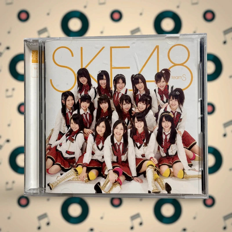 Official Nippon Crown SKE48 Te wo Tsunaginagara Cd