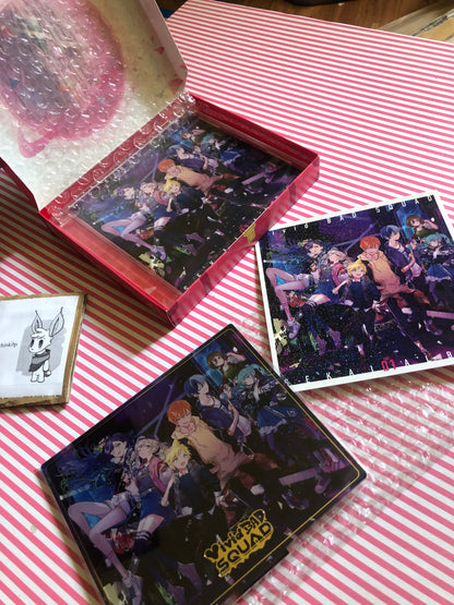 Vivid Bad Squad Project Sekai Scène colorée ! pi. Hatsune Miku Album Vol. 1 [First Press Ed.] (CD + Support Acrylique + Autocollant)