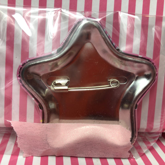 Scène colorée du Projet Sekai ! pi. Hatsune Miku Emu Otori (Namjatown) Badge étoile limité A