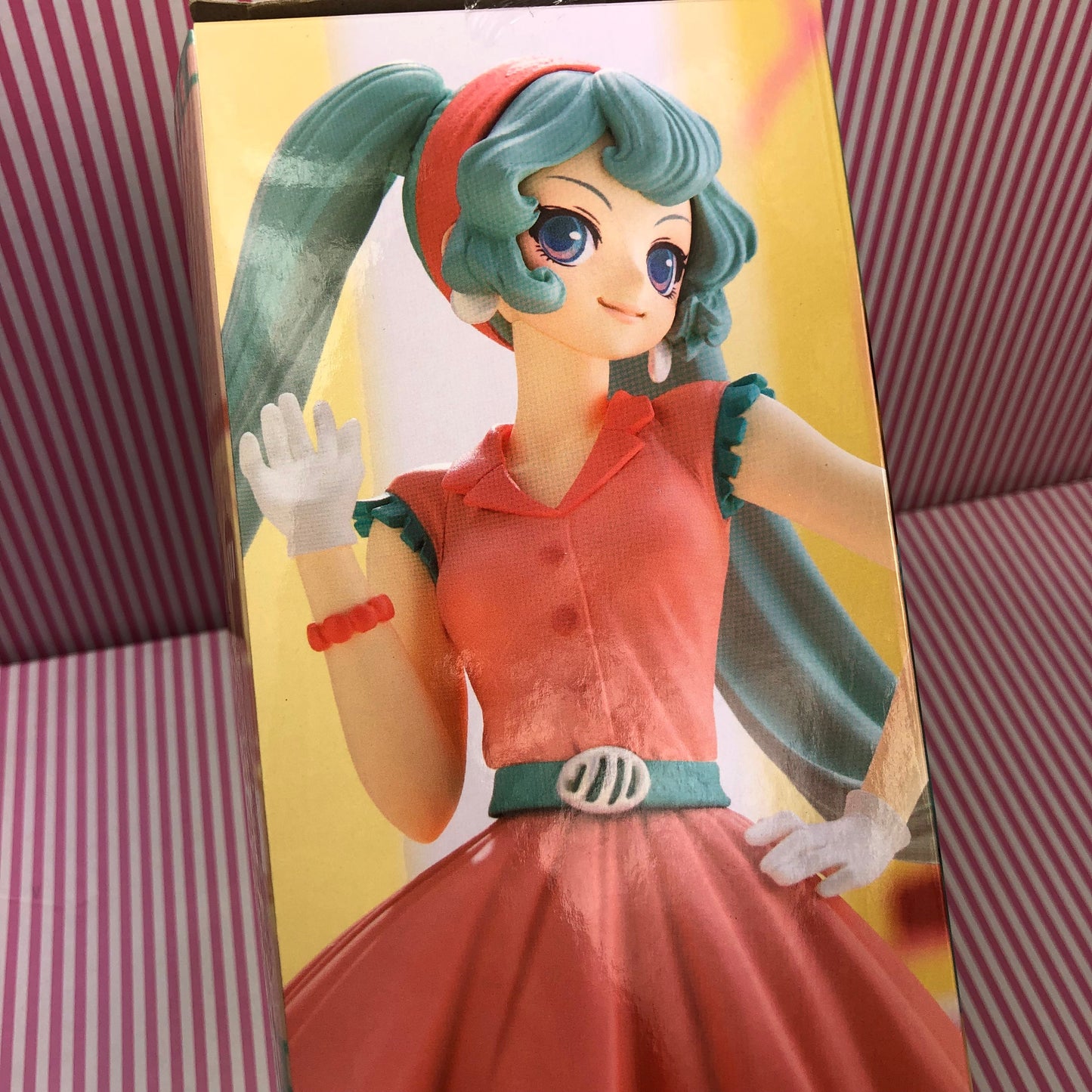 Figura Banpresto Vocaloid Hatsune Miku World Journey Bandai Namco
