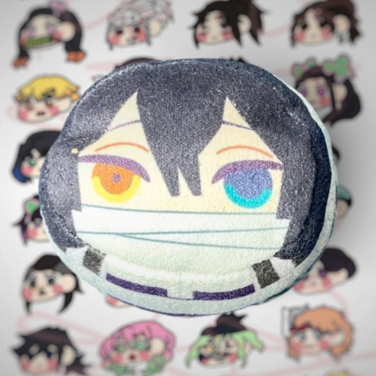 Obani Iguro Kimetsu No Yaiba Round Decorative Keychain