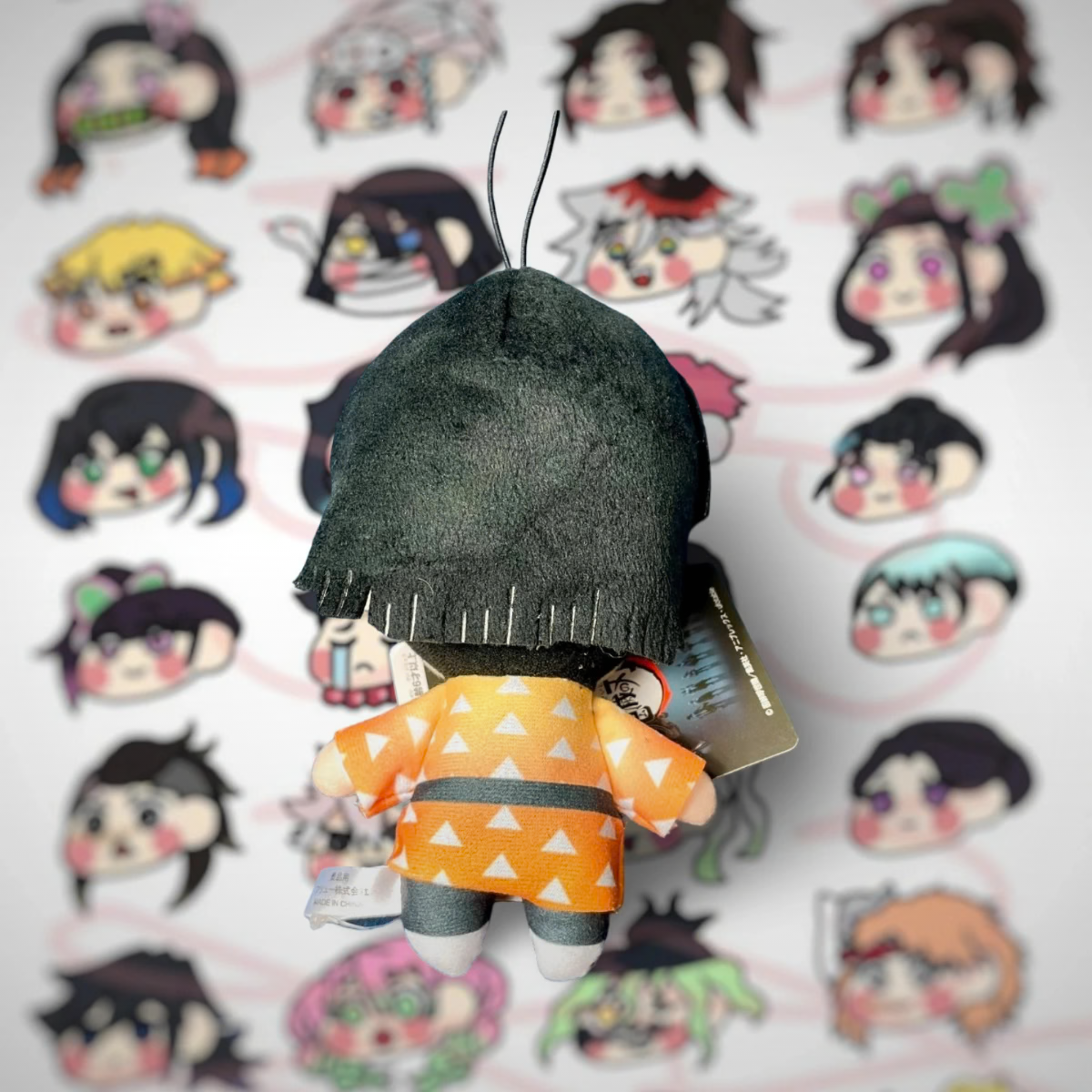 Porte-clés décoratif Zenitsu Agatsuma Moreno pleurant Kimetsu No Yaiba